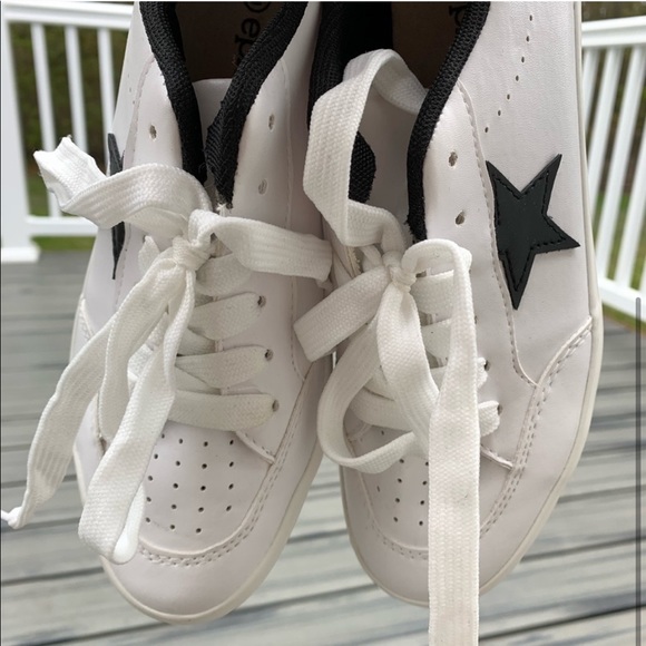 SOLD - Picture 3 of 3